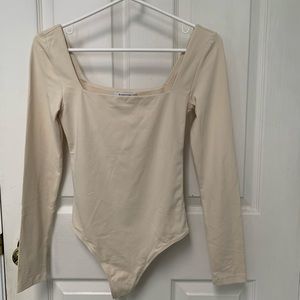 Aritzia contour bodysuit size S